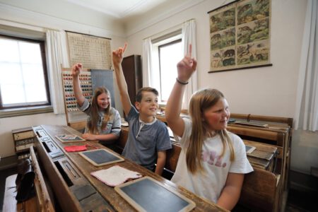 Ferienprogramm – Zeitreise im Klassenzimmer