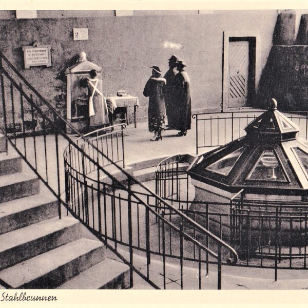 Der historische Brunnentempel