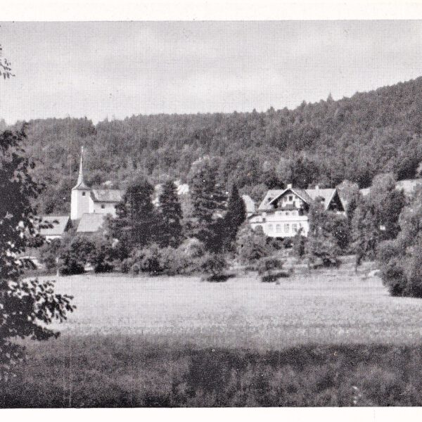 Die Julius Echter Kirche aus der Ferne