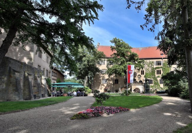 Schloss Aschach goes Pink