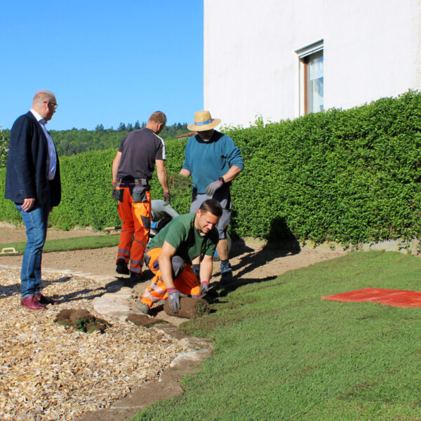 Auch Bürgermeister Andreas Sandwall ist vor Ort.