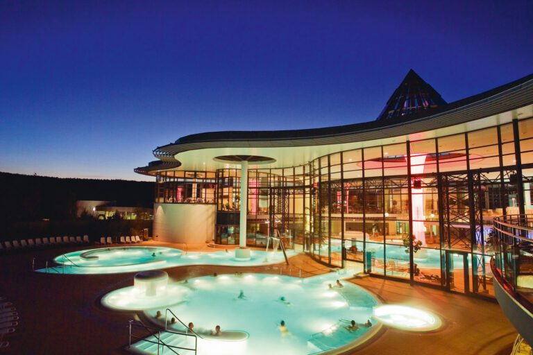 Therme am Abend