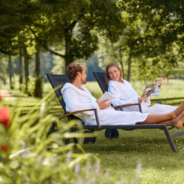 Liegen am Kneippbecken