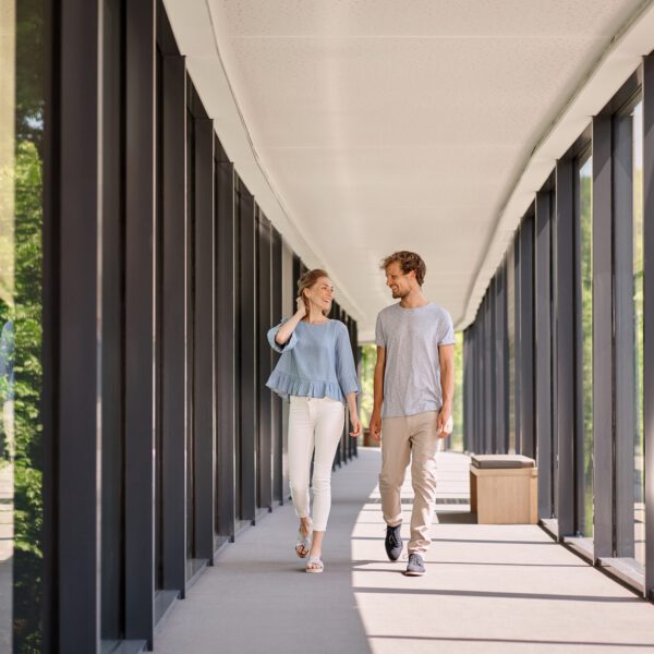 Bademantelgang zwischen Kurhaus Hotel Bad Bocklet und Spa I Badehaus