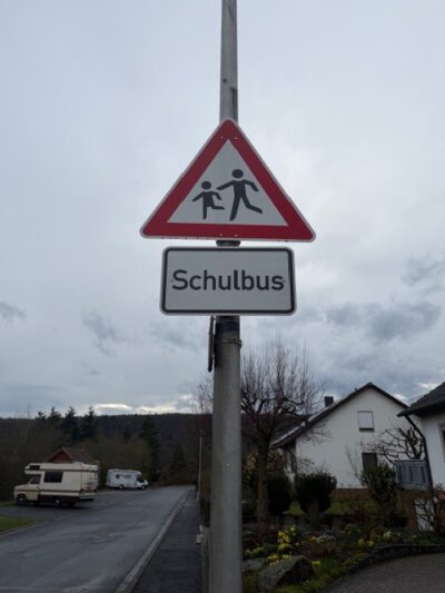 Neuer Standort Schulbushaltestelle in Großenbrach