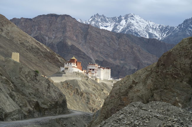 UNTERWEGS IM INDISCHEN HIMALAYA    (252-11030KB) Foto