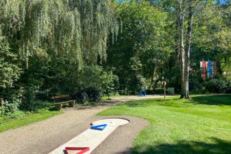 Offizielle Eröffnung der Minigolfanlage