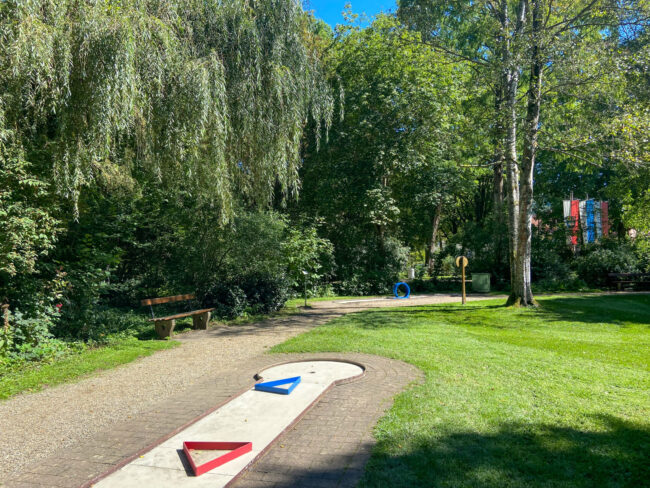 Offizielle Eröffnung der Minigolfanlage Foto