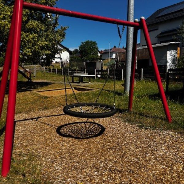 Spielgeräte vom alten Spielplatz werden wieder verwendet.