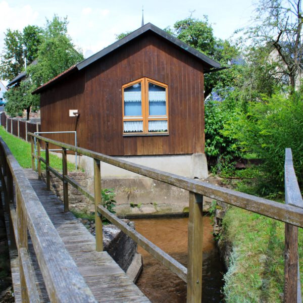 Brücke an der alten Mühle in Steinach