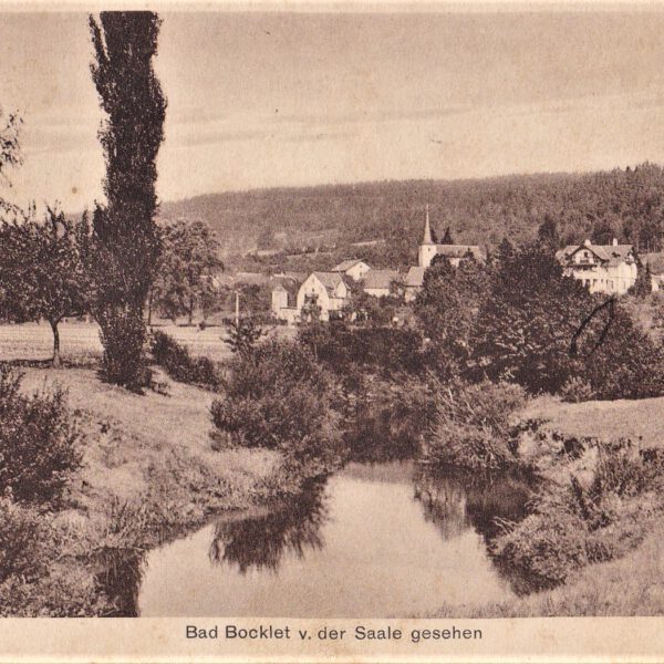 Bad Bocklet von der Saale her gesehen