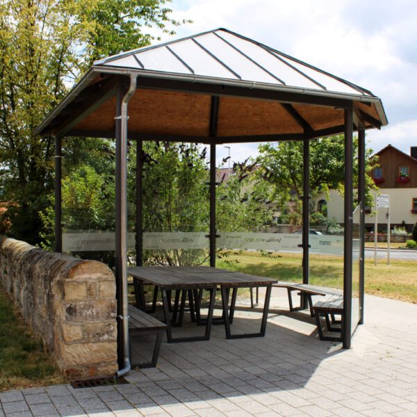 Pavillon Dorfsmitte Großenbrach