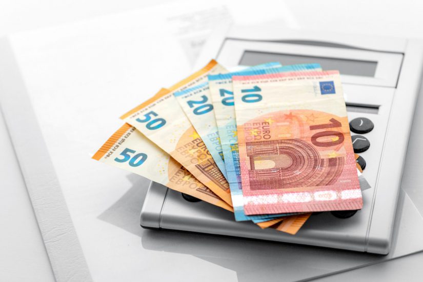 Steuern / Gebühren / Beiträge