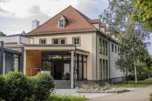 Außenansicht Spa I Badehaus im Kurpark