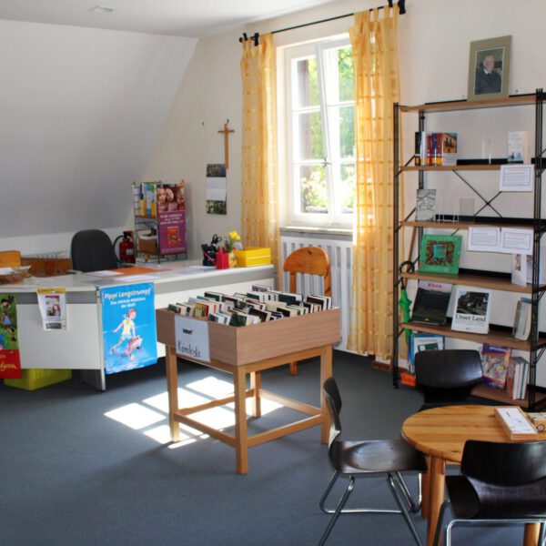 Empfangstresen in der Pfarrbücherei Bad Bocklet