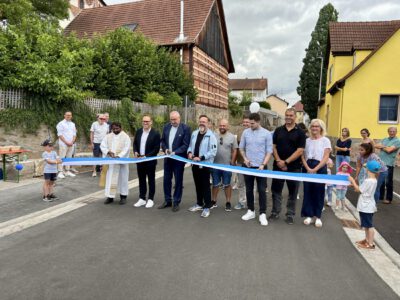 Feierliche Wiedereröffnung der Von-Henneberg-Straße in Aschach